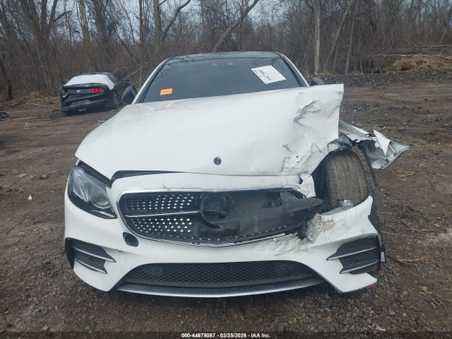 Mercedes-Benz E-Class 4matic