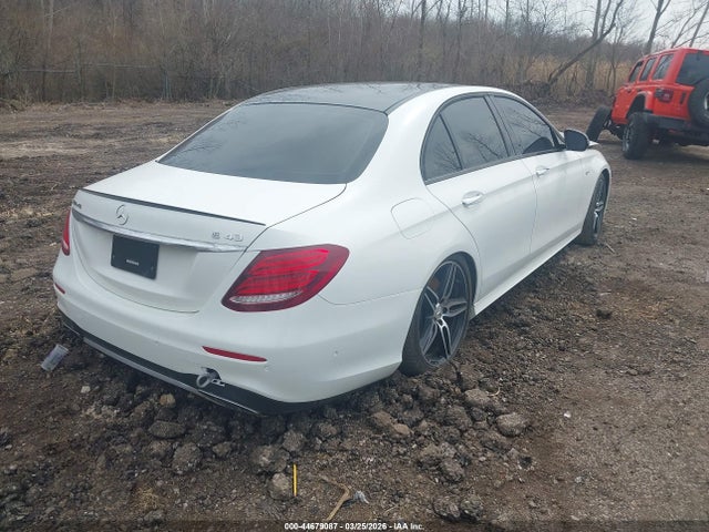 Mercedes-Benz E-Class 4matic