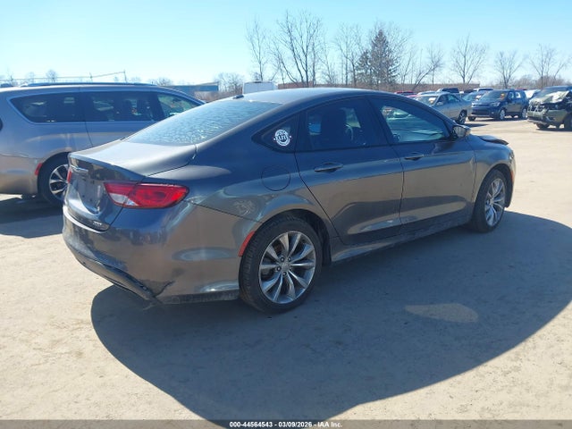 Chrysler 200 S