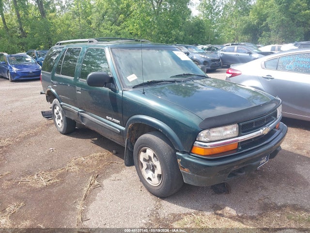 Salvage Chevrolet Blazer Image