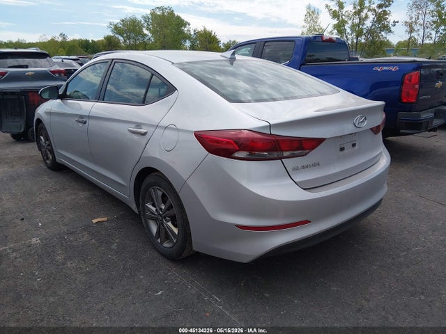 Hyundai ELANTRA Sel