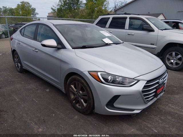 Salvage Hyundai ELANTRA Image