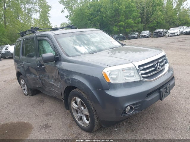 Salvage Honda Pilot Image