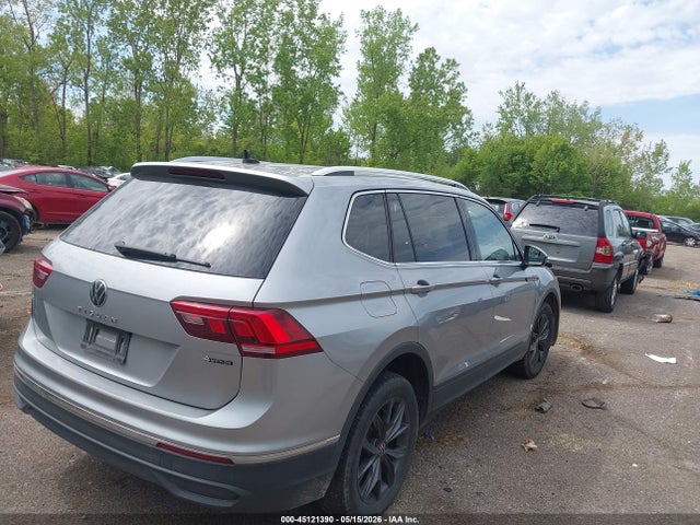 Volkswagen Tiguan 2.0t Se