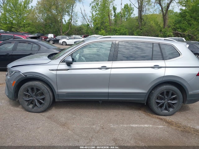 Volkswagen Tiguan 2.0t Se
