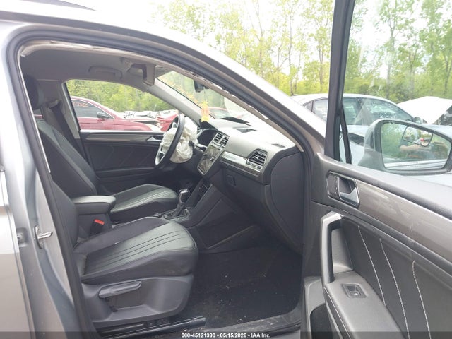 Volkswagen Tiguan 2.0t Se