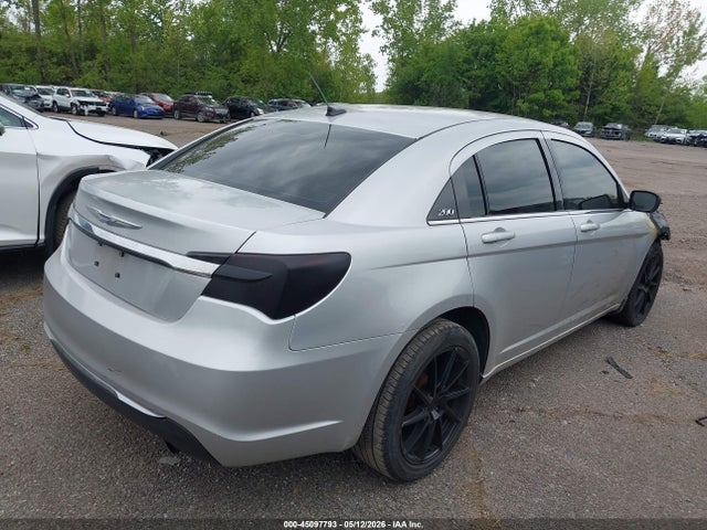 Chrysler 200 Touring
