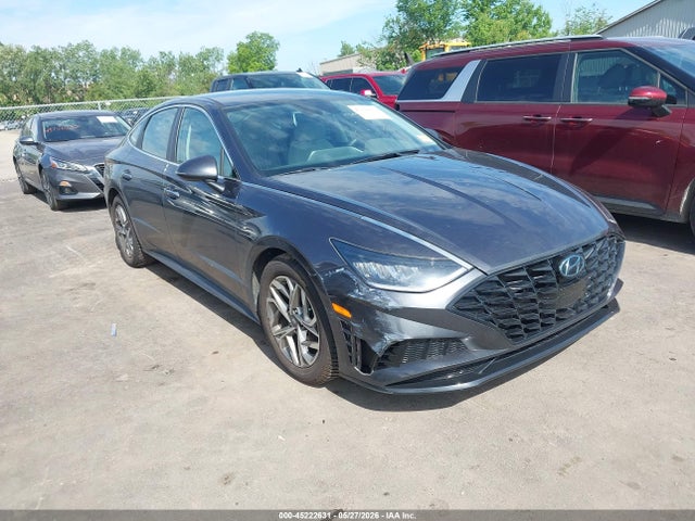 Salvage Hyundai SONATA Image