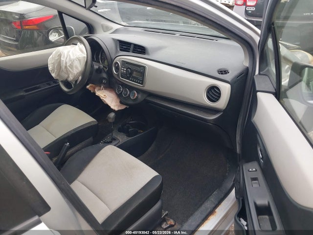 Toyota Yaris Le