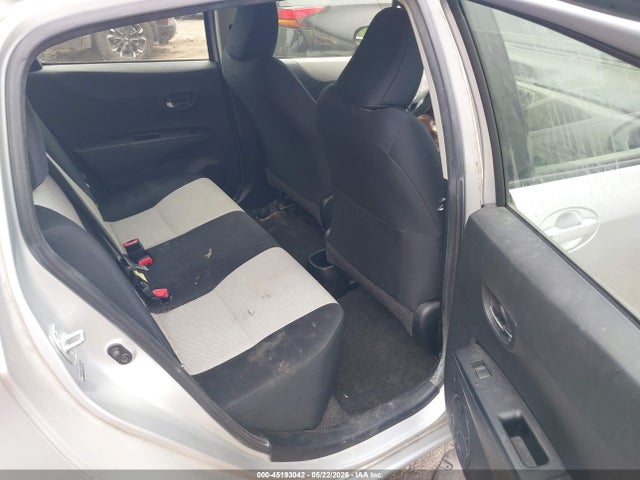 Toyota Yaris Le