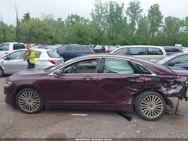 Lincoln MKZ Reserve