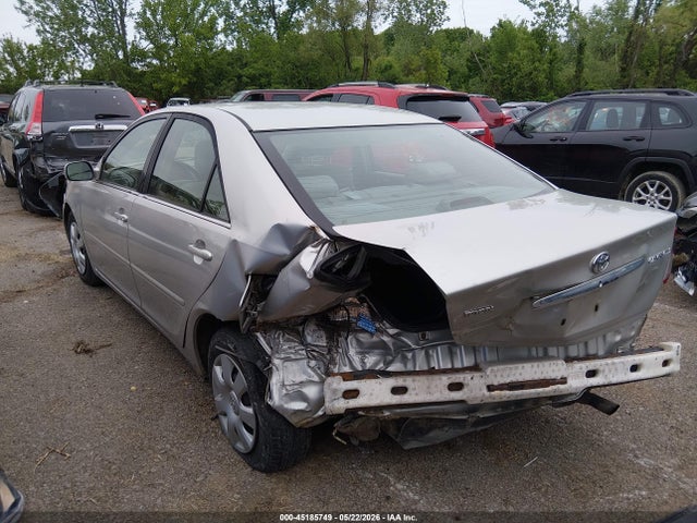 Toyota Camry Le