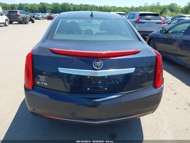 Cadillac XTS Standard
