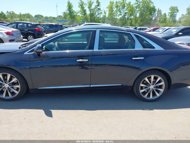 Cadillac XTS Standard