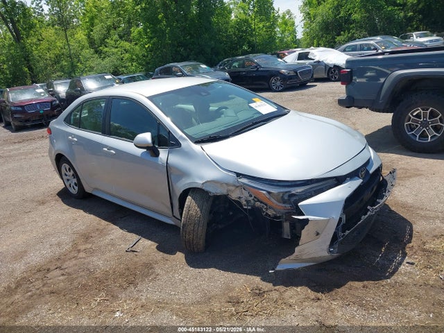 Salvage Toyota Corolla Image