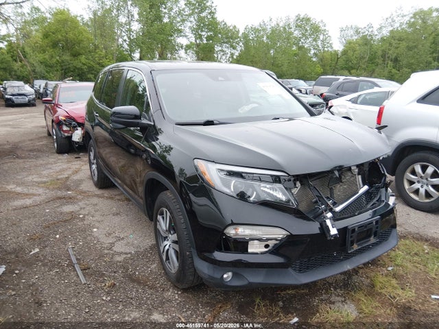 Salvage Honda Pilot Image