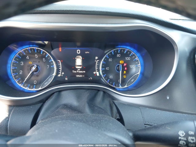 Chrysler Pacifica Limited