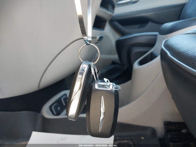 Chrysler Pacifica Limited