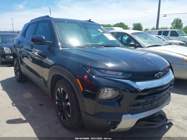 Salvage Chevrolet Trailblazer Image