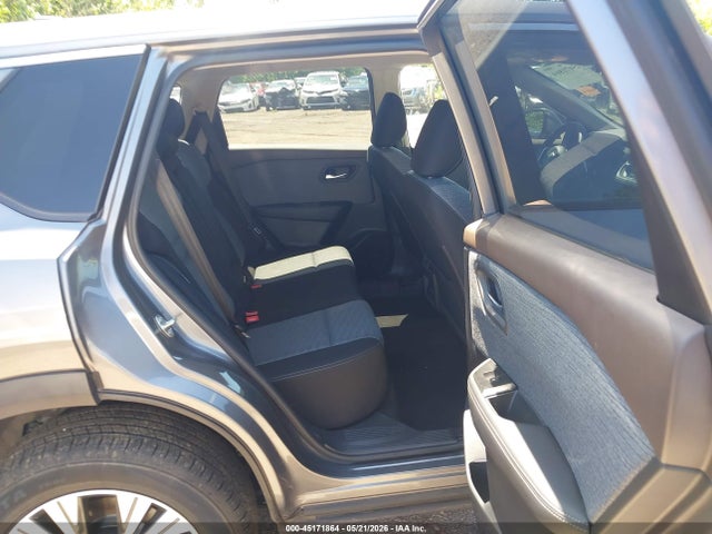 Nissan Rogue Sv Intelligent Awd