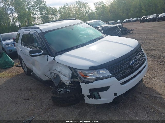 Salvage Ford Explorer Image