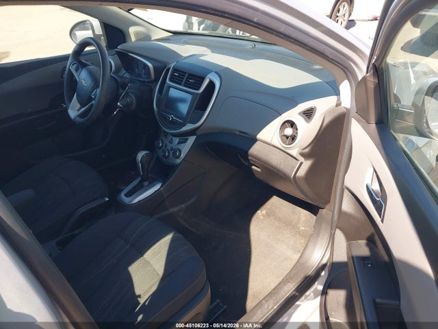 Chevrolet Sonic Lt Auto