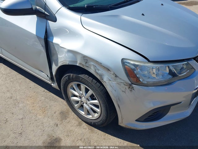 Chevrolet Sonic Lt Auto