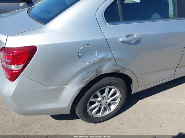 Chevrolet Sonic Lt Auto