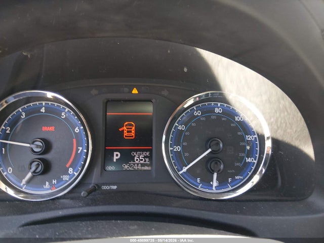 Toyota Corolla Le