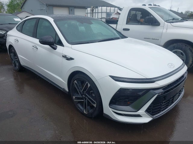 Salvage Hyundai SONATA Image