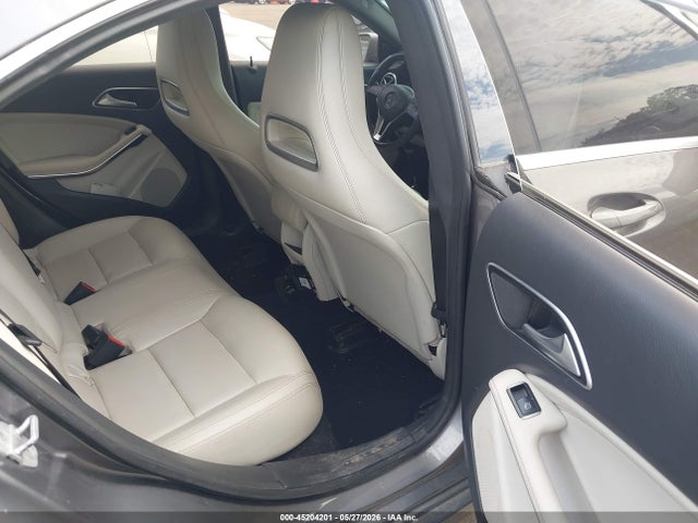 Mercedes-Benz Cla-class 4matic
