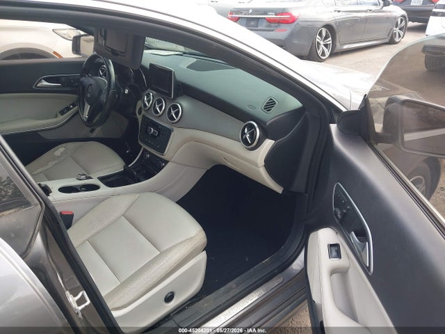 Mercedes-Benz Cla-class 4matic