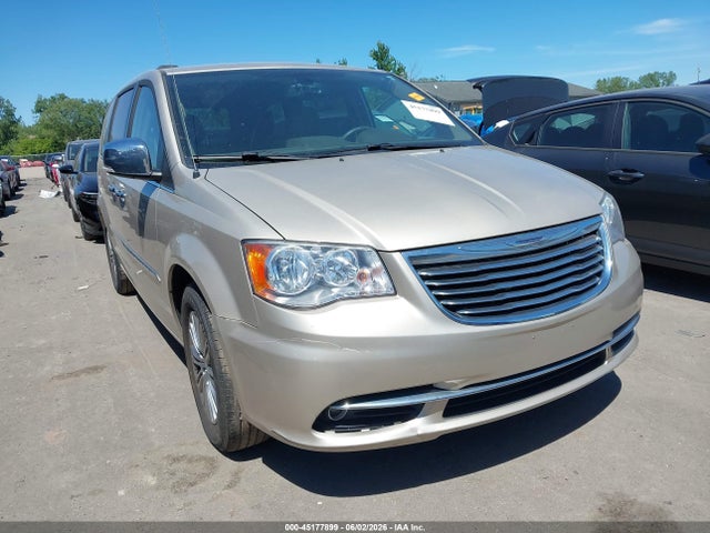 Salvage Chrysler Town & Country Image