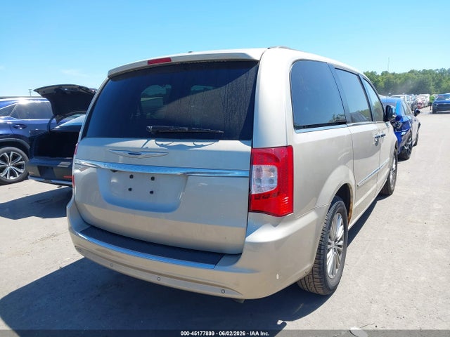 Chrysler Town & Country Touring-l