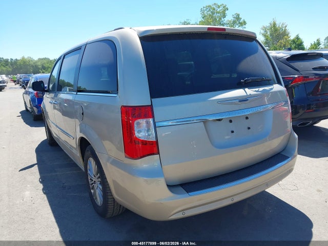Chrysler Town & Country Touring-l