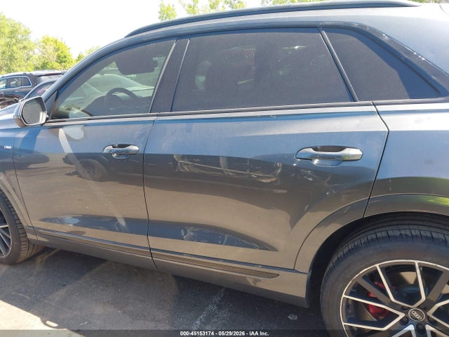 Audi Q8 Premium Plus 55 Tfsi Quattro Tiptronic