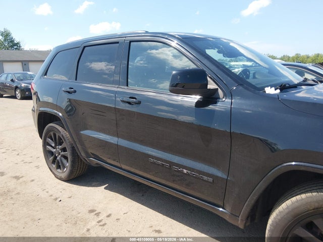 Jeep Grand Cherokee Altitude 4x4