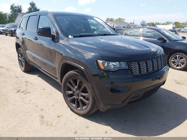 Salvage Jeep Grand Cherokee Image