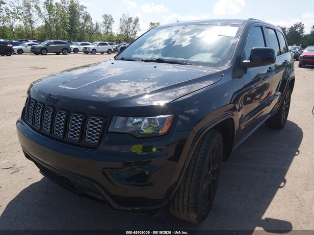 Jeep Grand Cherokee Altitude 4x4