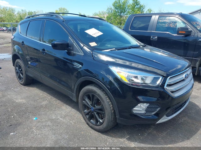 Salvage Ford Escape Image