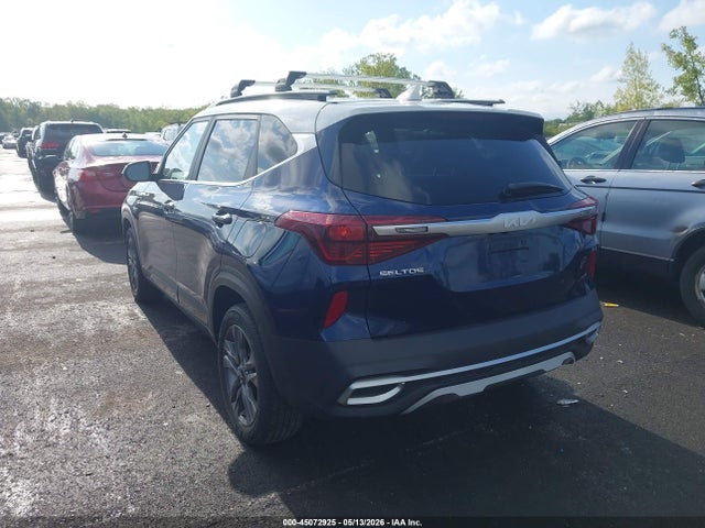 Kia Seltos S