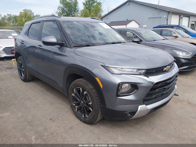 Salvage Chevrolet Trailblazer Image
