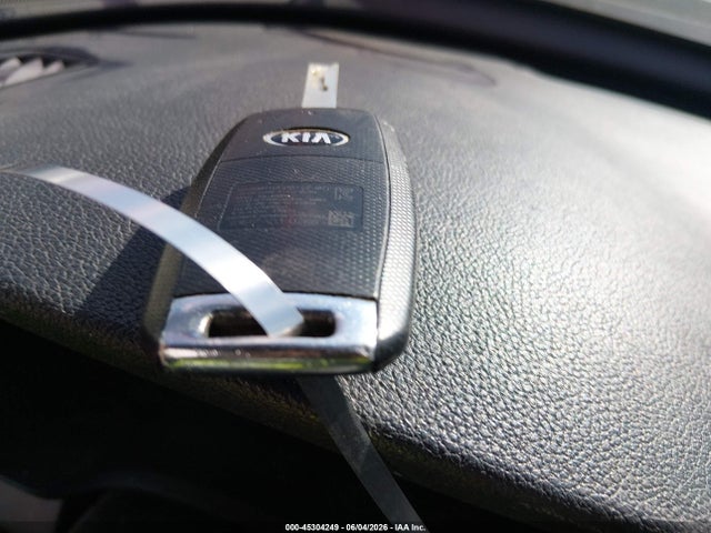 Kia Optima S