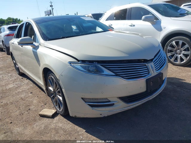 Salvage Lincoln MKZ Hybrid Image