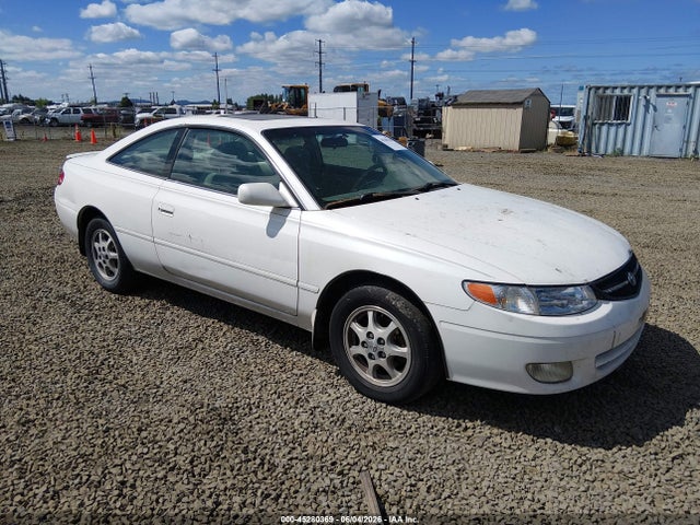 Salvage Toyota Camry Image