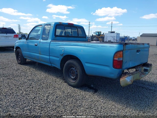 Toyota Tacoma Xtracab