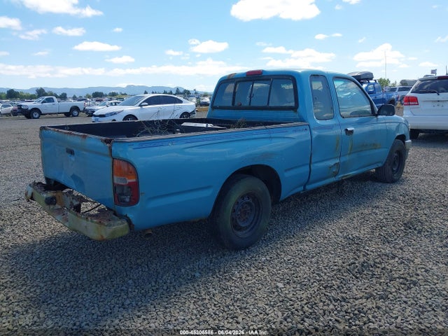 Toyota Tacoma Xtracab