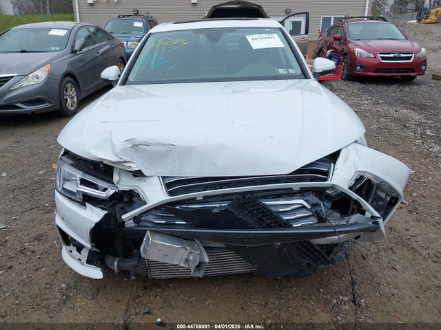 Audi A4 45 Premium