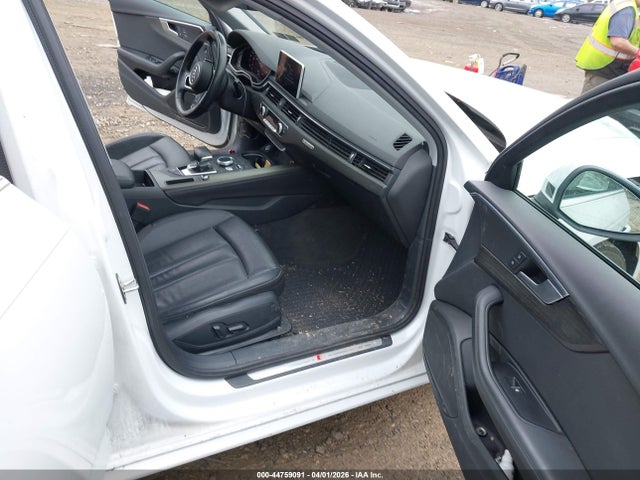 Audi A4 45 Premium
