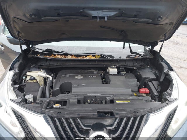 Nissan Murano S